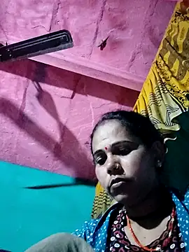 Pooja750 online show from 01/31/26, 07:45