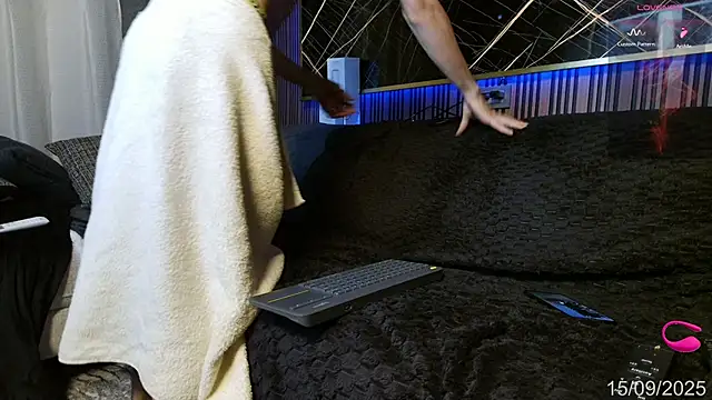 Snapshot of eroseliam chatting on 09/15/25, 07:03 eroseliam online show from 09/15/25, 07:03