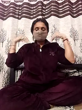 Snapshot of Gullapi chatting on 01/17/26, 05:49 Gullapi online show from 01/17/26, 05:49