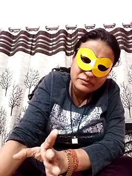 Snapshot of Gullapi chatting on 02/12/26, 02:50 Gullapi online show from 02/12/26, 02:50