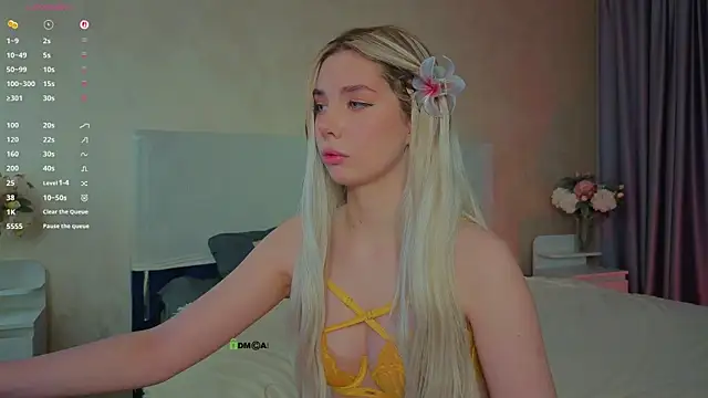 sophielov online show from 06/22/26, 10:07