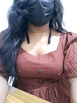 BeautyGirl sara online show from 10/04/25, 07:28