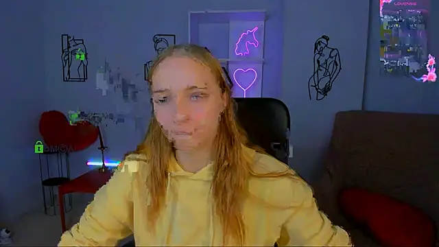 keylas moan online show from 10/18/25, 05:43