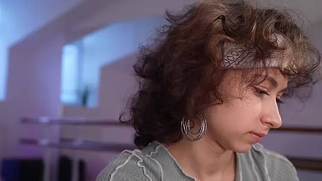 Snapshot of MimiLicks chatting on 09/22/25, 12:51 MimiLicks online show from 09/22/25, 12:51