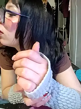 Kitty Melodi online show from 10/30/25, 09:11