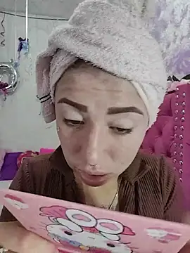 Snapshot of Kitty_Melodi chatting on 06/20/26, 11:02 Kitty Melodi online show from 06/20/26, 11:02