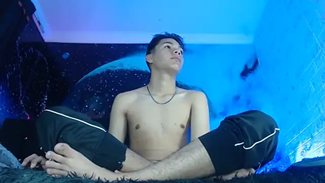 SemerHott online show from 10/28/25, 01:25