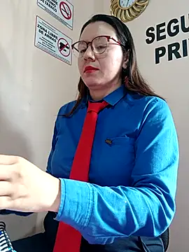 Hannah-colx online show from 11/10/25, 01:32