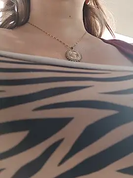 Snapshot of Hannah-colx chatting on 06/26/26, 12:31 Hannah-colx online show from 06/26/26, 12:31
