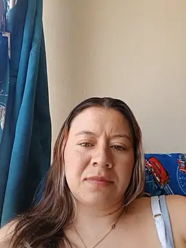 Snapshot of Hannah-colx chatting on 07/06/26, 03:14 Hannah-colx online show from 07/06/26, 03:14