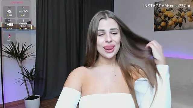 Cutie Lui  online show from 09/11/25, 03:17