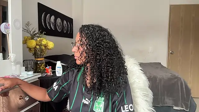 Snapshot of sexycalipso chatting on 10/21/25, 07:36 sexycalipso online show from 10/21/25, 07:36