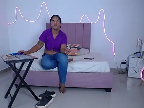 iiamsara online show from 02/17/26, 12:18