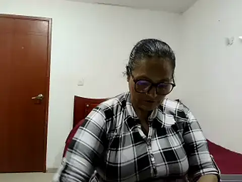  Cristal online show from 11/24/25, 05:18