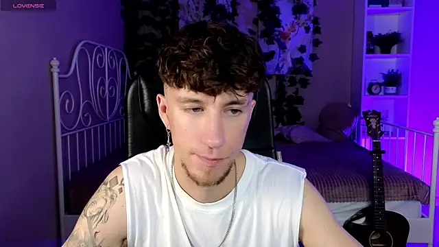 Snapshot of mark_caron chatting on 09/11/25, 08:20 mark caron online show from 09/11/25, 08:20