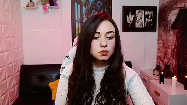 Eva Roussell online show from 02/11/26, 02:33