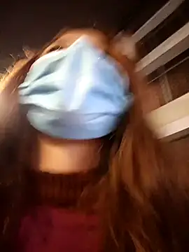 Snapshot of GiselleFever chatting on 10/08/25, 11:35 GiselleFever online show from 10/08/25, 11:35