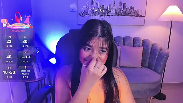 issi loren online show from 05/18/26, 12:11