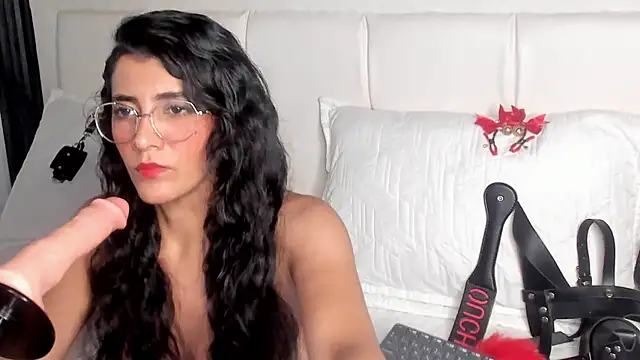 Violet sl4ve online show from 10/18/25, 07:14