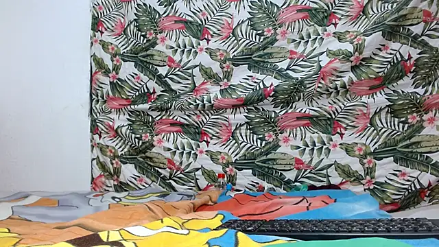 smallkarlakarla online show from 01/14/26, 10:36