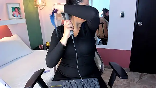 ValeryBoobs1 online show from 05/27/26, 01:19