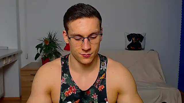 ZeinMiracles online show from 12/15/25, 10:58