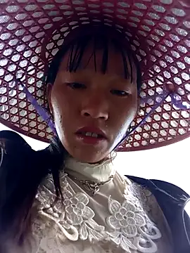 tcm-cute online show from 10/19/25, 09:10