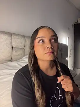 AnnyLopezzz  online show from 04/11/26, 08:18