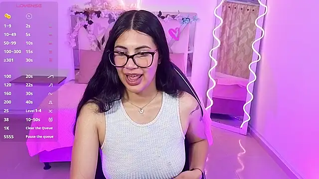 Snapshot of Babyvenu_tay chatting on 09/19/25, 03:08 Babyvenu tay online show from 09/19/25, 03:08