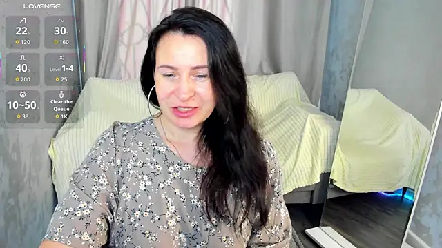 Snapshot of Lea_shadom chatting on 06/13/26, 01:03 Lea shadom online show from 06/13/26, 01:03
