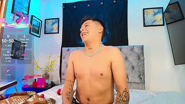 Michael Lopez 1 online show from 01/11/26, 07:41