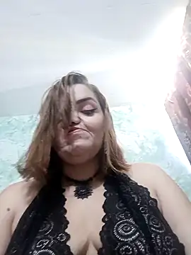 MayaLuna1 online show from 10/19/25, 04:51