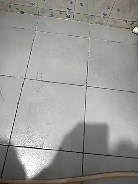 Leon hot33 online show from 03/25/26, 12:44