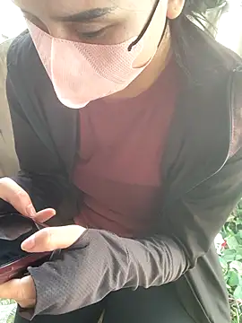 Tieuvi 18 online show from 10/19/25, 02:12