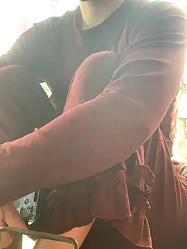 Tieuvi 18 online show from 11/05/25, 12:43