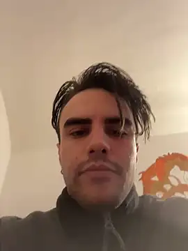 Snapshot of David_leons chatting on 10/22/25, 12:05 David leons online show from 10/22/25, 12:05