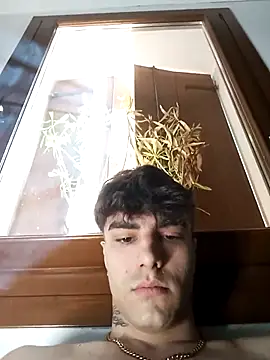 Snapshot of David_leons chatting on 04/11/26, 09:35 David leons online show from 04/11/26, 09:35