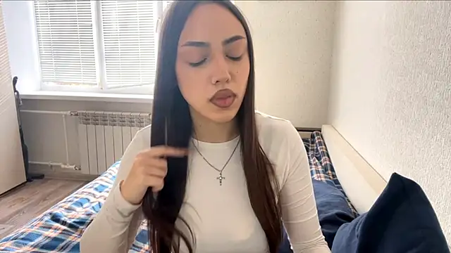 Snapshot of Leaf_Unto chatting on 10/02/25, 10:55 Leaf Unto online show from 10/02/25, 10:55