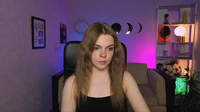 Snapshot of veronica_bubble chatting on 06/27/26, 07:19 veronica bubble online show from 06/27/26, 07:19