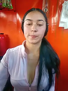 Sol Sunny online show from 06/19/26, 09:51