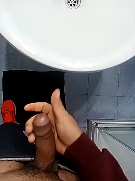 Alexandrevictor69 online show from 12/16/25, 03:33