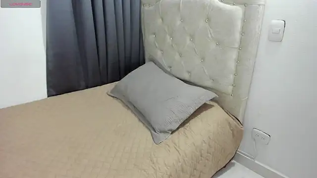 Sunnycurvymf online show from 11/05/25, 09:48