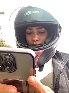 AlannaEvons online show from 11/22/25, 03:33