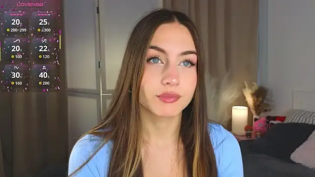 Moonlight1Sonata1 online show from 10/10/25, 09:08