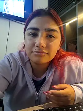 Snapshot of Lucyheart_ chatting on 09/16/25, 07:59 Lucyheart online show from 09/16/25, 07:59