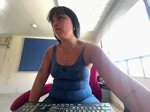 Snapshot of amanne_misa chatting on 07/10/26, 06:54 amanne misa online show from 07/10/26, 06:54