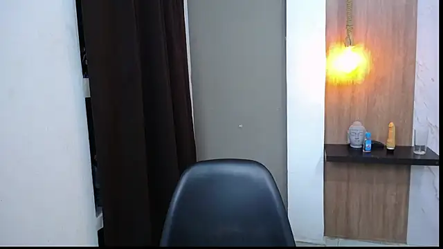 Snapshot of honeymoon_12 chatting on 09/24/25, 03:32 honeymoon 12 online show from 09/24/25, 03:32