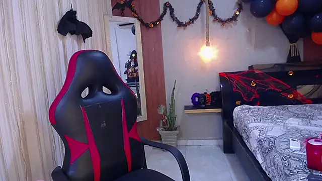 Snapshot of honeymoon_12 chatting on 11/03/25, 05:20 honeymoon 12 online show from 11/03/25, 05:20