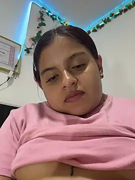 Snapshot of sbanna_valle_ chatting on 06/11/26, 12:32 sbanna valle online show from 06/11/26, 12:32