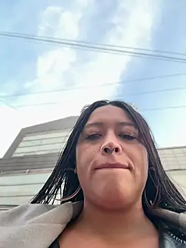 -Mia1 online show from 02/09/26, 11:36